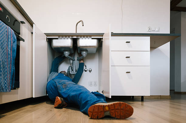Professional Drain Cleaning technician working in Pawnee, IL